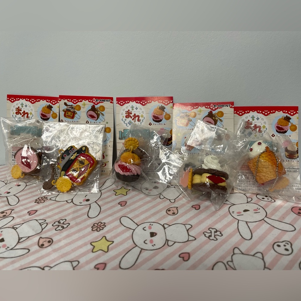 Re-Ment Keychain Lot of 5 Princess Witch Sweets Mascot Japanese Halloween charms
